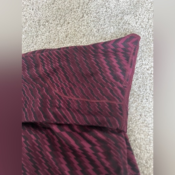 Lululemon leggings - Picture 2 of 4